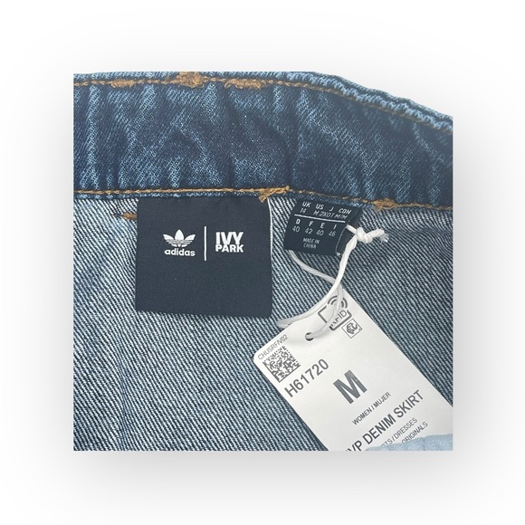 VHTF: new adidas originals x Ivy Park ᯾ Beyoncé Denim Mini Skirt ᯾ Dark Stripe M - Picture 10 of 17